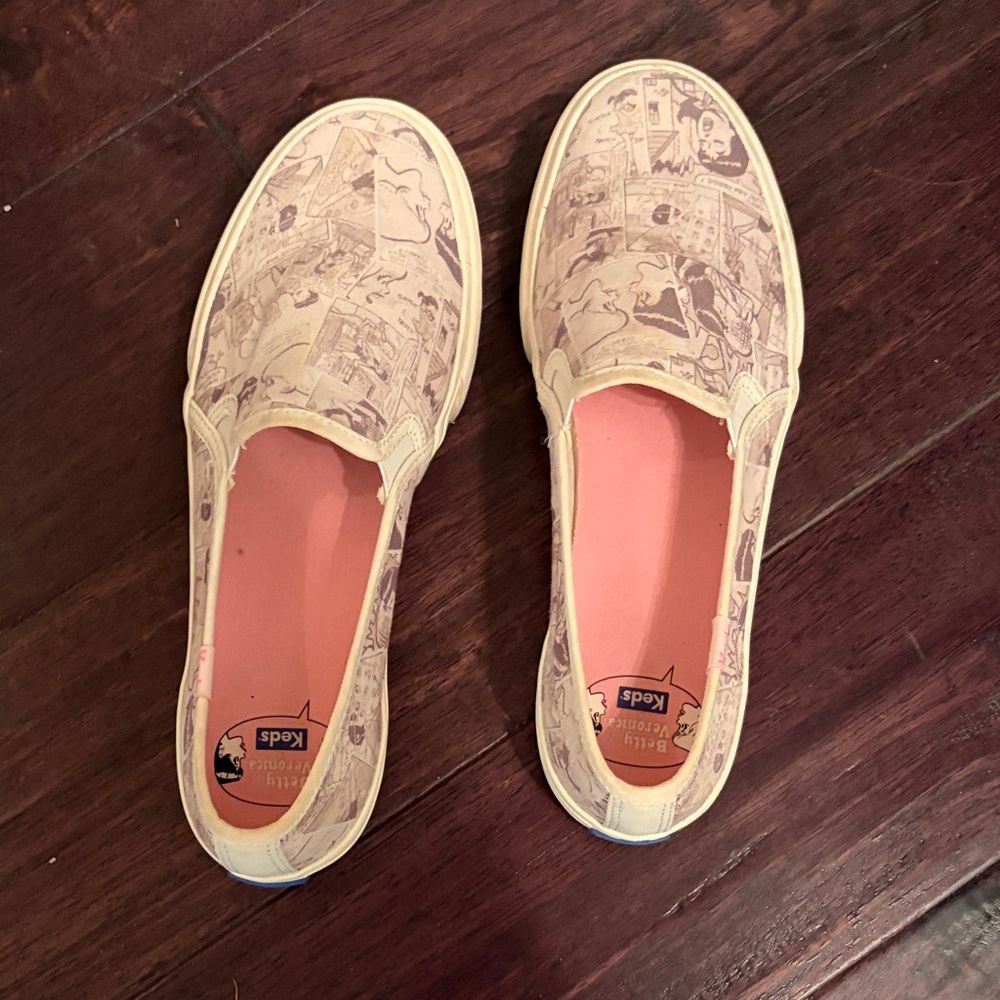 Keds Women's Graphic Cream Slip-On Sneakers